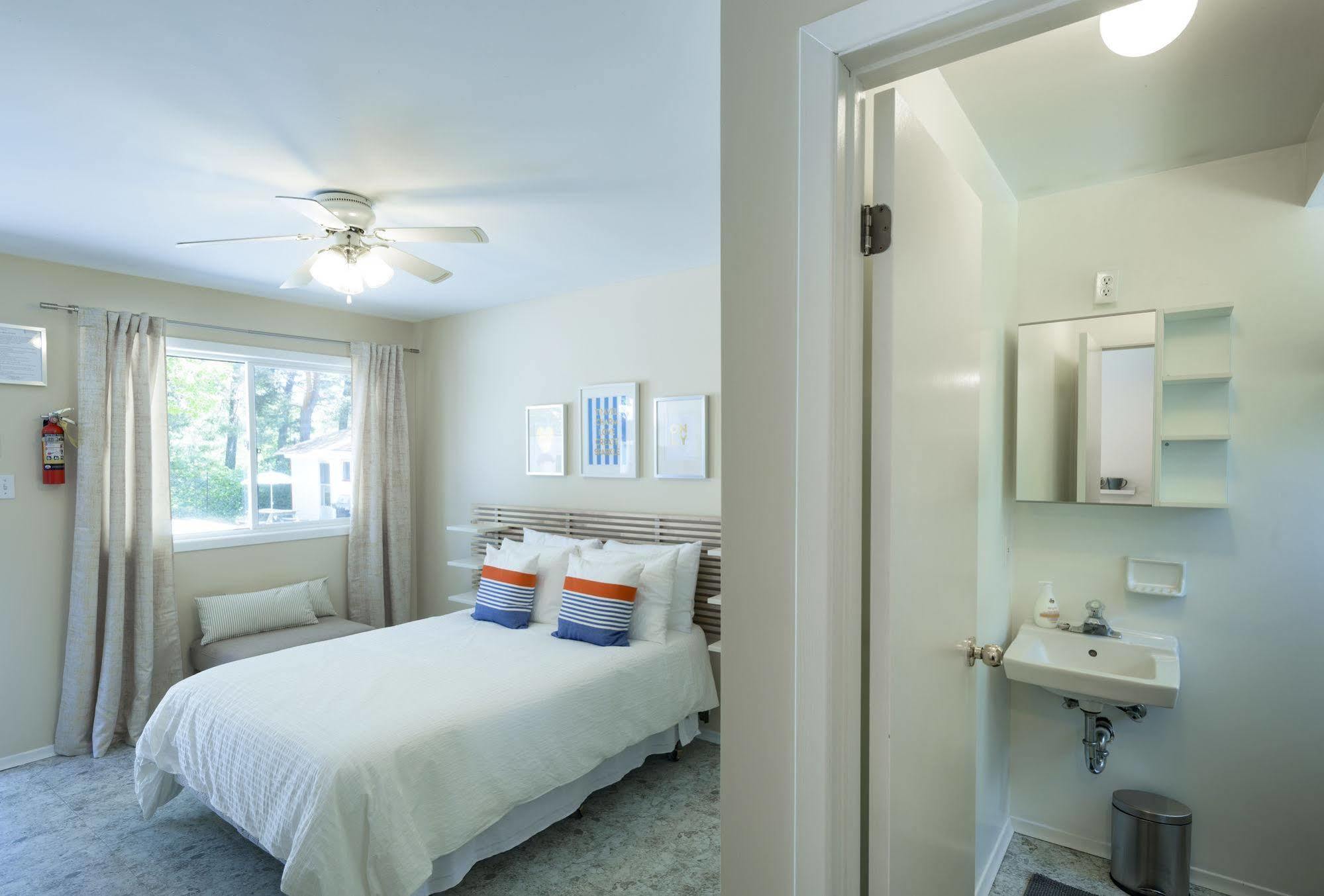 Hollywood Cottages 와사가비치 외부 사진